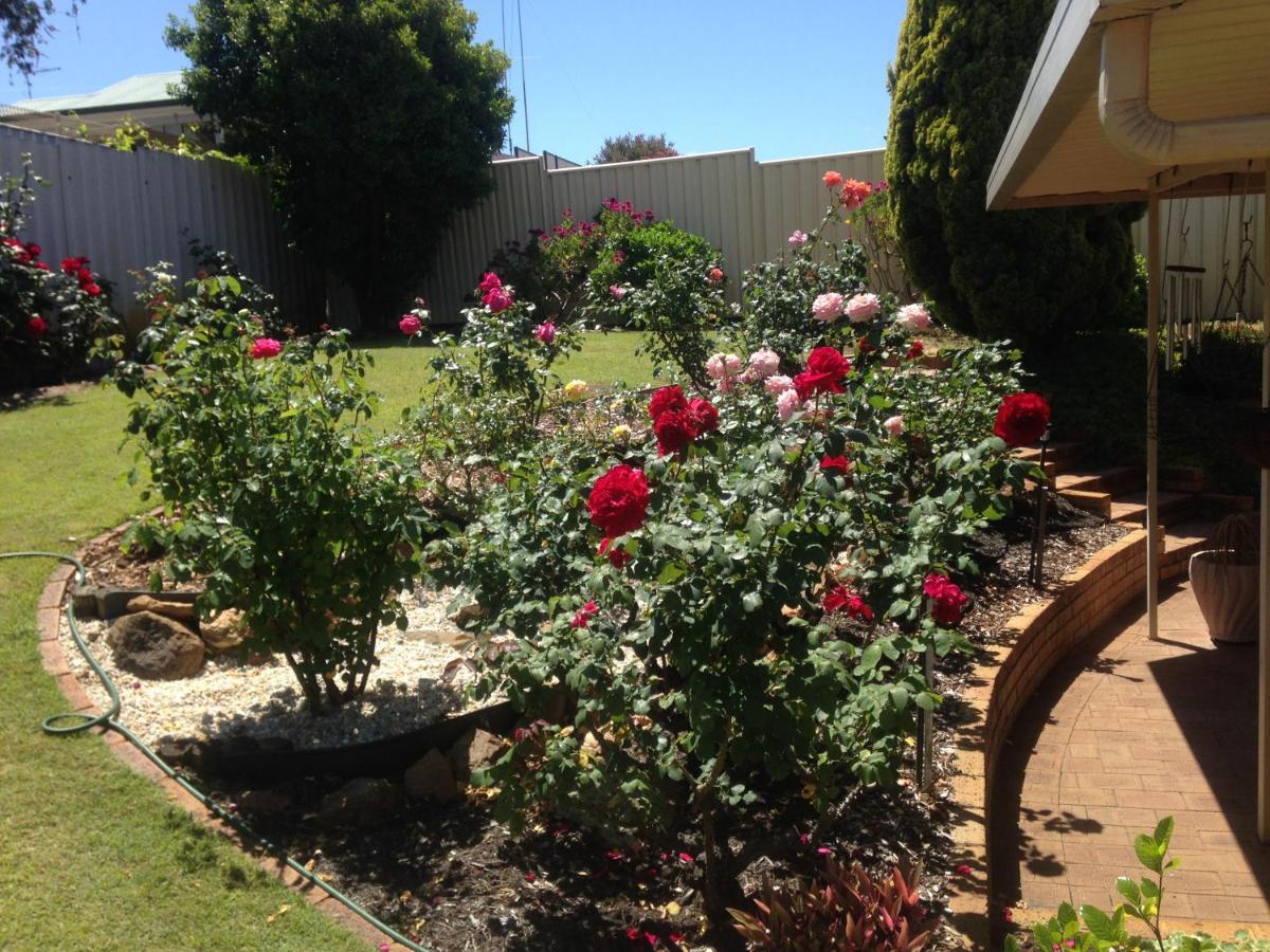Murdoch Station Bed & Breakfast Perth Oda fotoğraf